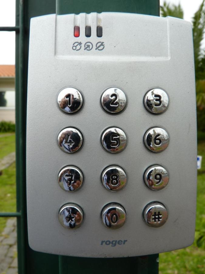 Azores Garden House - Private Suites & Apartments - Automatic Self Check-In Понта Делгада Екстериор снимка