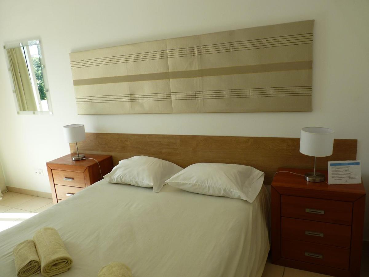 Azores Garden House - Private Suites & Apartments - Automatic Self Check-In Понта Делгада Екстериор снимка
