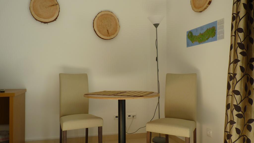 Azores Garden House - Private Suites & Apartments - Automatic Self Check-In Понта Делгада Екстериор снимка