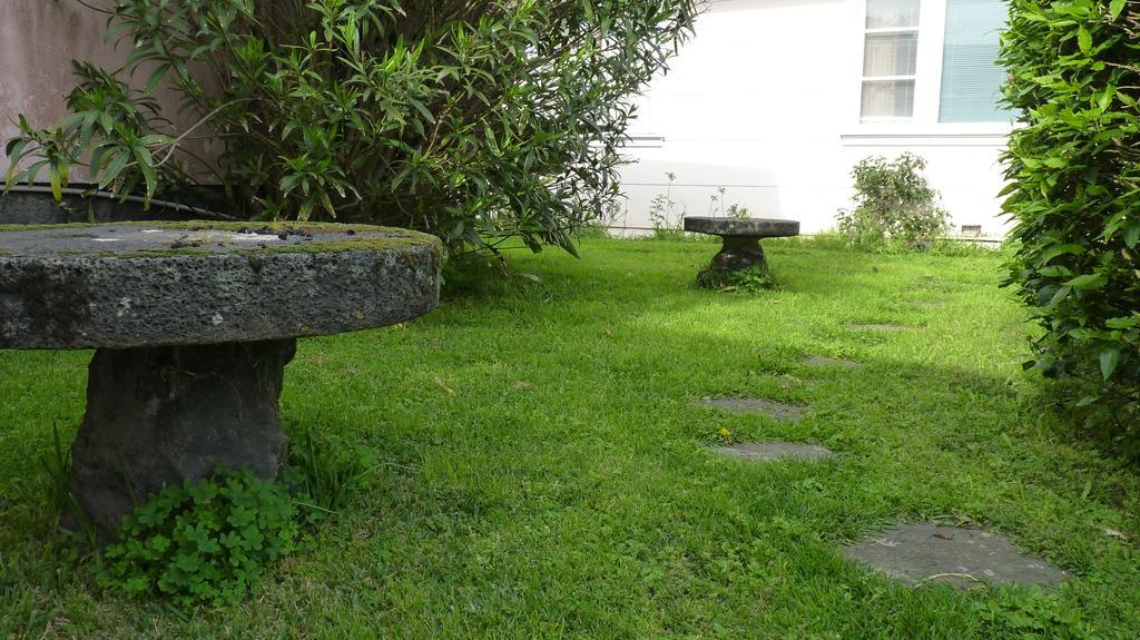Azores Garden House - Private Suites & Apartments - Automatic Self Check-In Понта Делгада Екстериор снимка