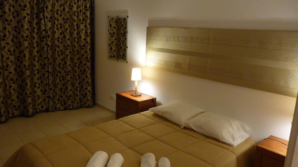 Azores Garden House - Private Suites & Apartments - Automatic Self Check-In Понта Делгада Екстериор снимка