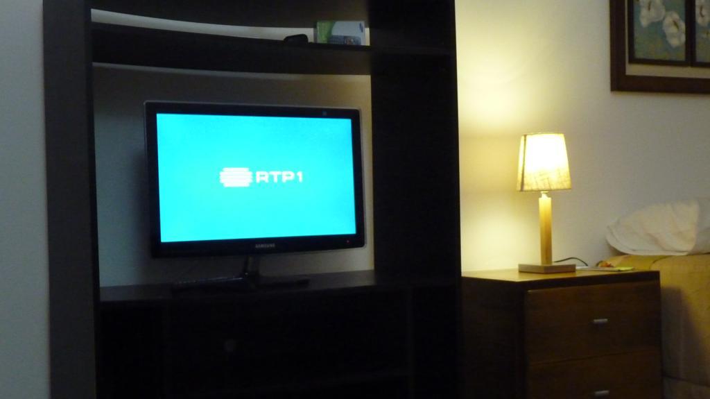 Azores Garden House - Private Suites & Apartments - Automatic Self Check-In Понта Делгада Екстериор снимка